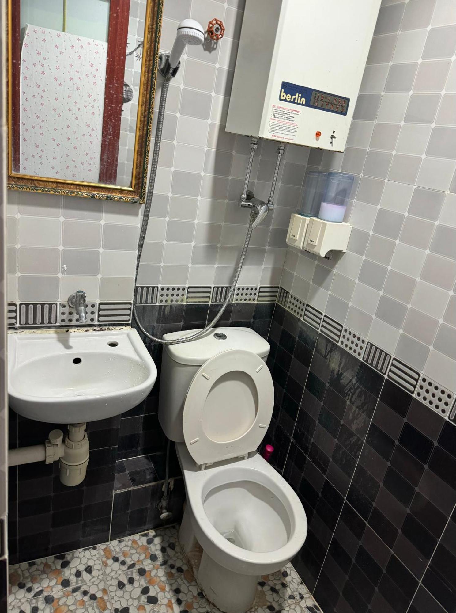Shangri-La Guest House 香港 外观 照片